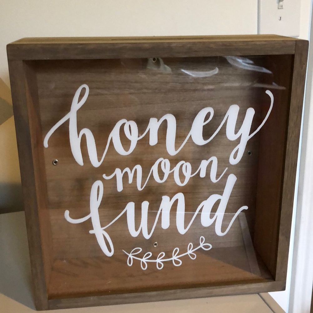 Honeymoon fund box